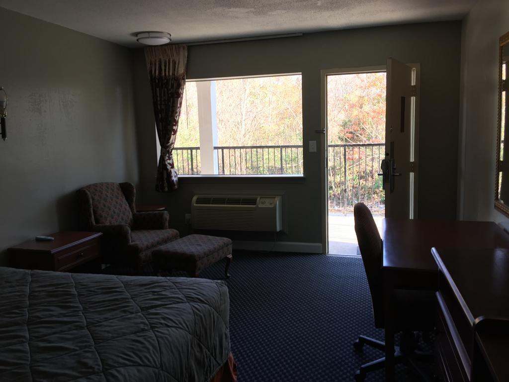 Red Carpet Inn&Suites - Danville Extérieur photo
