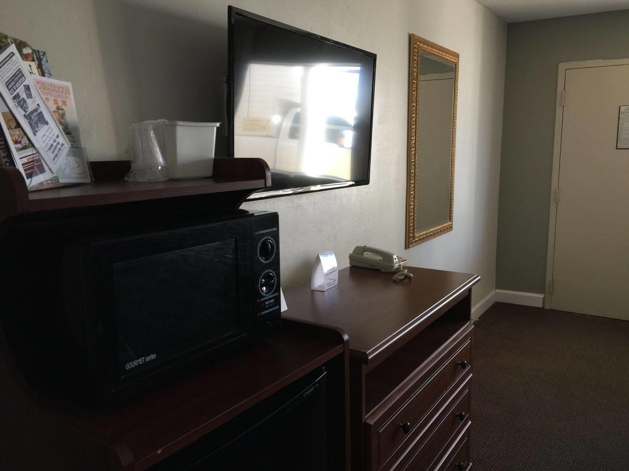Red Carpet Inn&Suites - Danville Extérieur photo